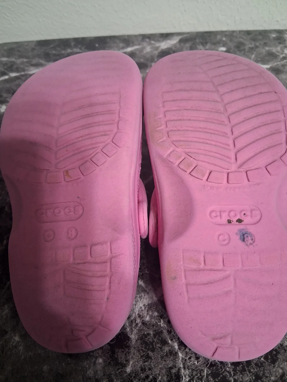 Lil Girls Bundle Set Of Crocs Size 8 & 9 Classic Clogs With 24 M Jacket